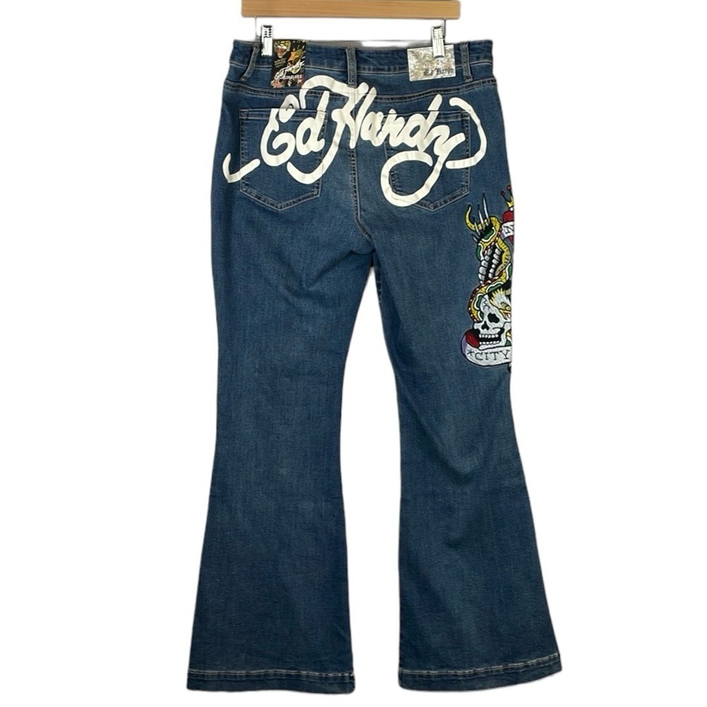 NWT ED HARDY Vintage Y2K Slim Flare Women Jeans Denim SZ 34 Stretch Skull NYC - Picture 3 of 15